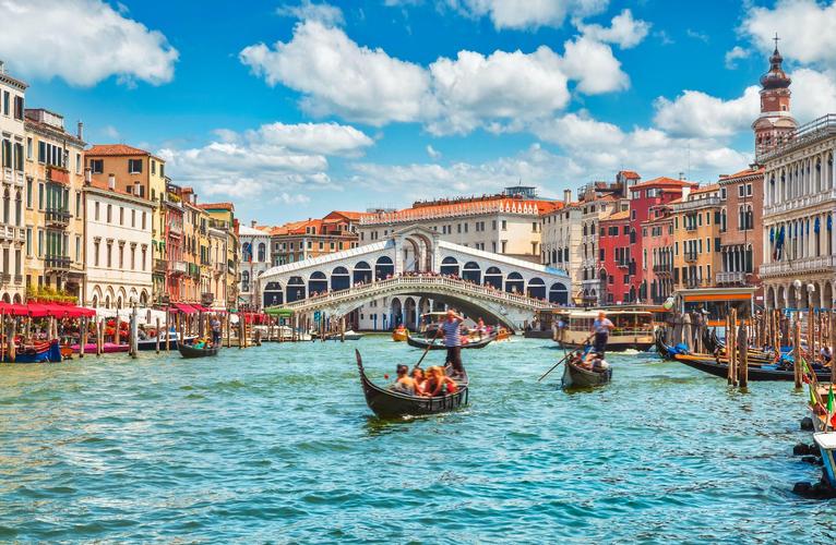 威尼斯都有哪些美景图片（威尼斯有哪些景色?）